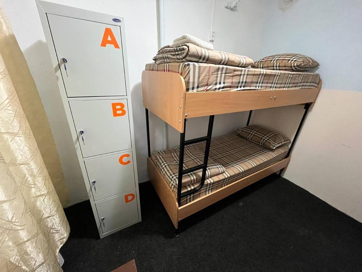 Fox Hostel Kijev Kültér fotó